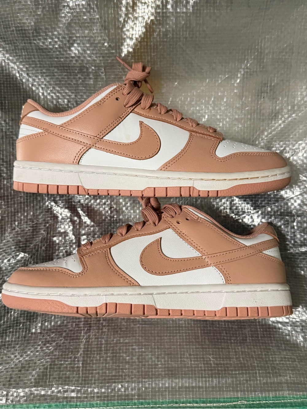 Size 7 W - Nike Dunk Rose Whisper Wmns